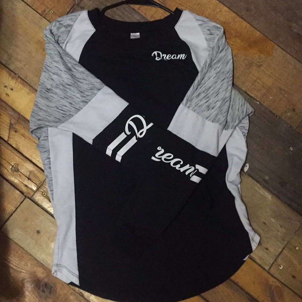No boundaries long sleeve